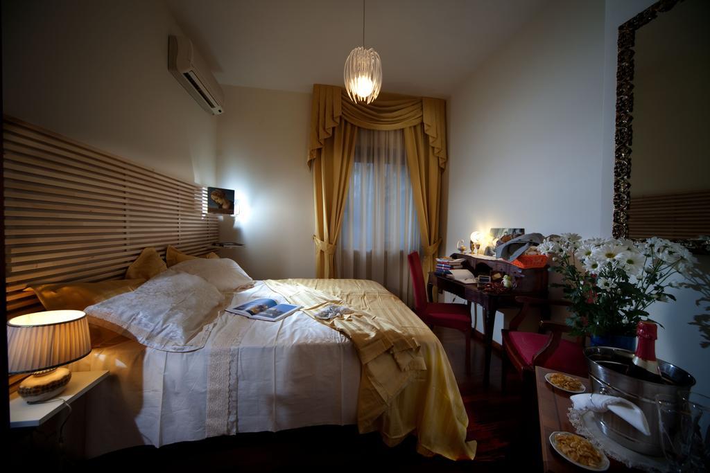 Bed and Breakfast Napoli Porta Di Mare Habitación foto